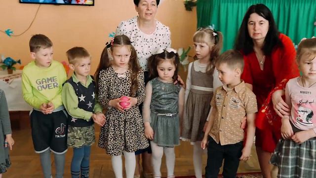 ОРИГИНАЛ; Празднование Пасхи в православной группе №2. Cinematography Vasili Lev.