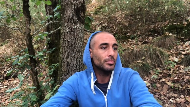 Je suis l’univers qui prend conscience de lui même смотреть онлайн