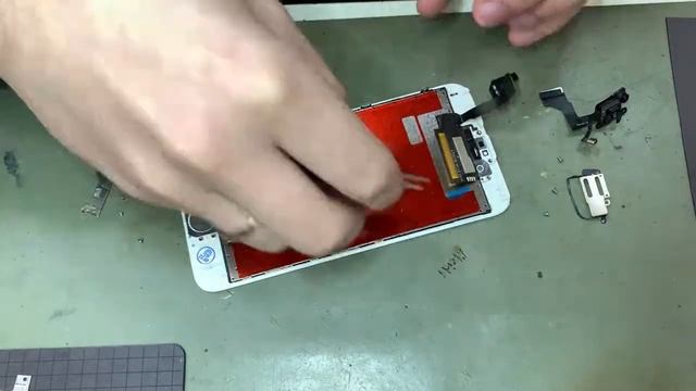 Замена экрана iPhone 6s смотреть онлайн