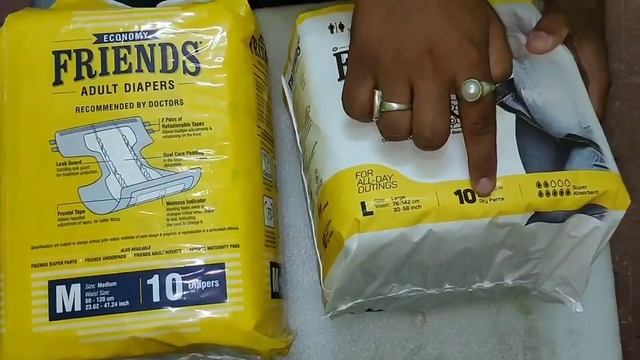 ADULTS Diapers || FRIENDS ADULT DIAPERS Vs FRIENDS ADULT DRY PANTS FULL REVIEW смотреть онлайн