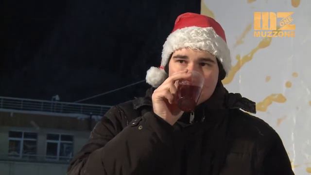 Аквапарк Hawaii установил новый казахстанский рекорд! смотреть онлайн