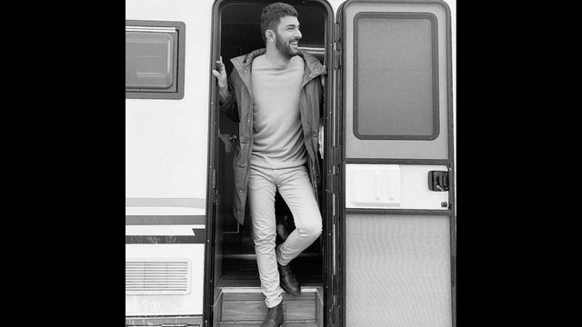 En Brasil, las mujeres organizan el día de Engin Akyürek, no el día del oro #enginakyürek смотреть онлайн