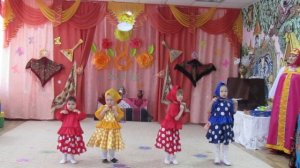 Танец Матрешки младшая группа