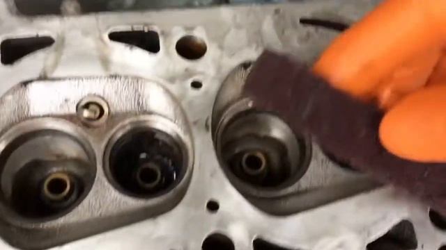 Head & Valve Cleaning on the VW 1.8L 8V смотреть онлайн