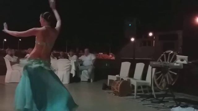 Красивый восточный танец смотреть онлайн