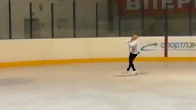 Комарова Мария, 11 лет, тройной флип. смотреть онлайн