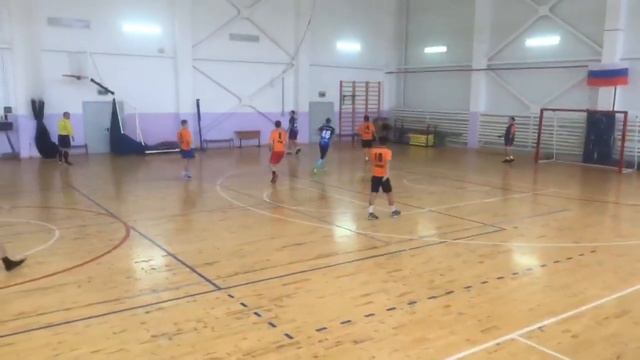 Спутник-Цепи, 1 тайм | 05.01.2021 смотреть онлайн