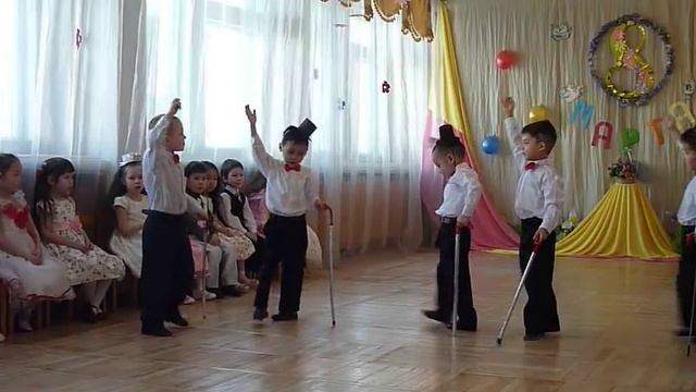 танец Джентельменов.MOV смотреть онлайн