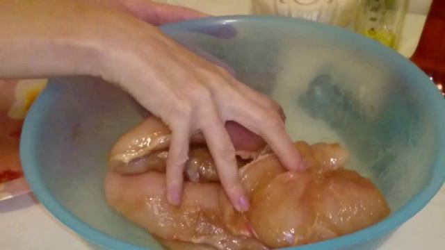 Пастрома из курицы в духовке в фольге Простой рецепт блюда на ужин! смотреть онлайн