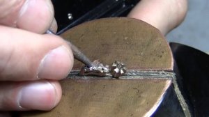 закрепка камней -"на клинья"