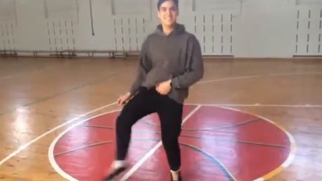 ЖЕСТКИЙ ФЛЕКС В ШКОЛЕ под GONE. Fludd (CRASH BASH) смотреть онлайн