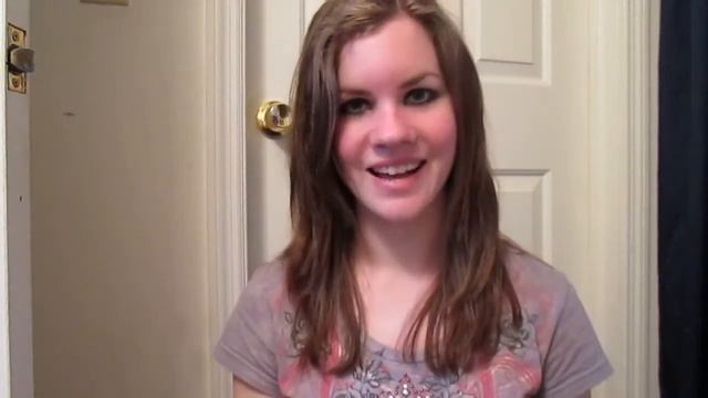 Easter Traditions in America! (И я купила новую камеру!) смотреть онлайн