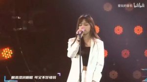 Хуан Сяоюнь. Новая звездочка китайской музыки. Песня "Твой ответ"