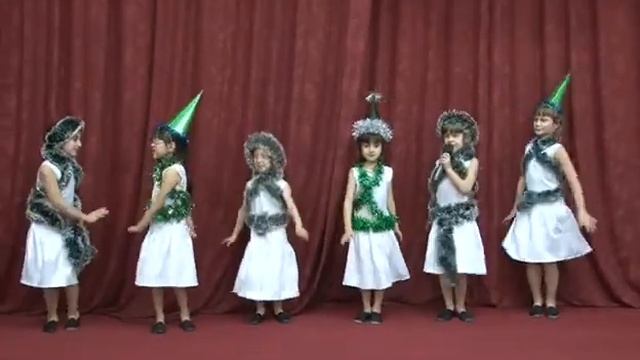 Новогодний утренник 2.2 класс ч.1 (2012).avi смотреть онлайн