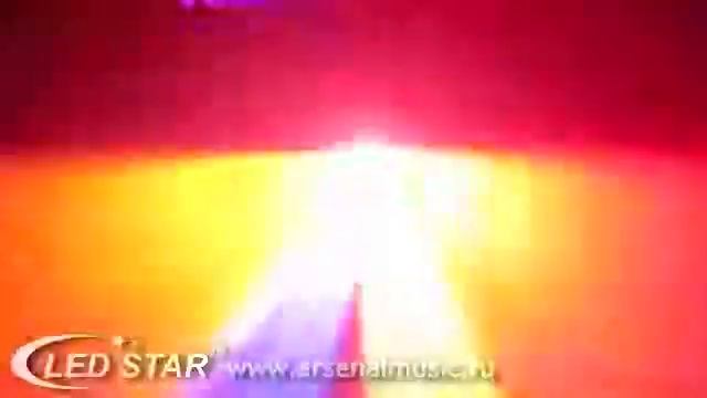 LEDSTAR CIRCUS II Эффект светодиодный и стробоскоп в одном корпусе. смотреть онлайн