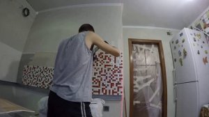 Ремонт на кухне. Клеим на рабочую зону кухонного фартука мозаику. 29-01 2018.