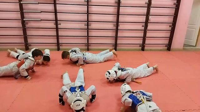 Тренировка по кируги смотреть онлайн
