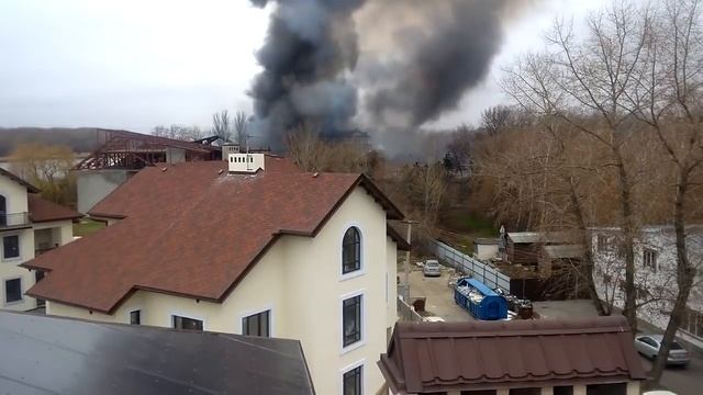 Горит Петровский причал смотреть онлайн