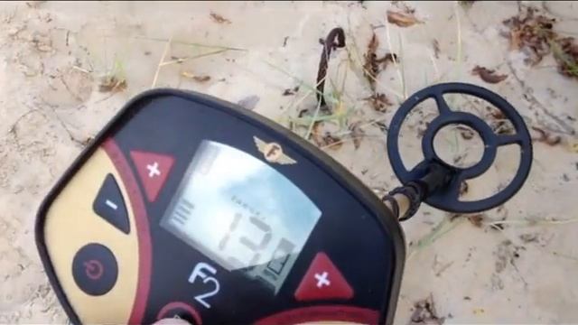 Испытания металлодетектора Fisher F2. Металлический трос