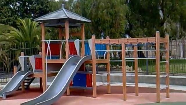 Настя. Тенерифе. Детская площадка. 18/03/2012 смотреть онлайн