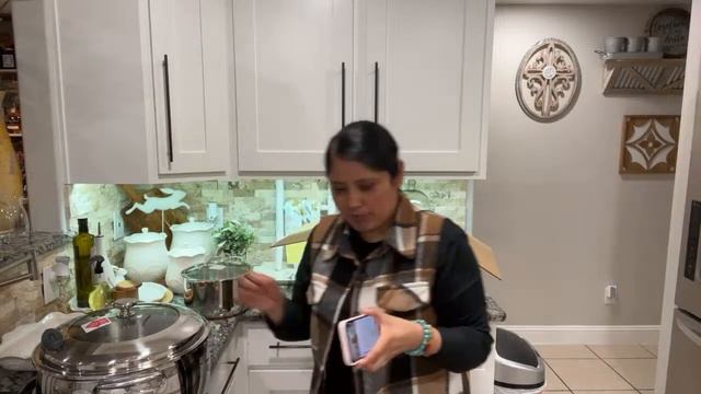 Erika Ulloa is live! смотреть онлайн