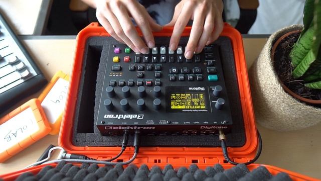 Digitone Pack Volume 1 смотреть онлайн