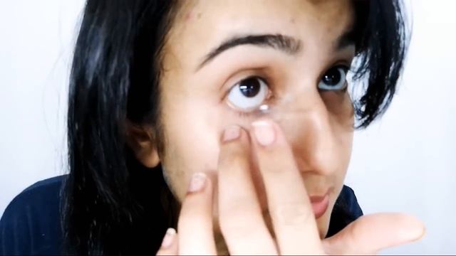 HOW TO PUT & REMOVE CONTACT LENSES || Tips on How to Store Contact Lenses || SWATI BHAMBRA смотреть онлайн