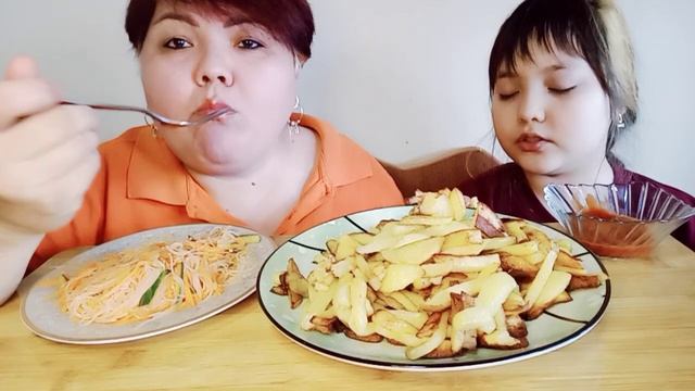 Мукбанг Фунчоза, Картошечка @mukbang_s_sanoshey@sanosha_y_semya