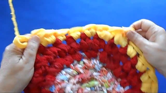 Коврик своими руками из старых вещей смотреть онлайн