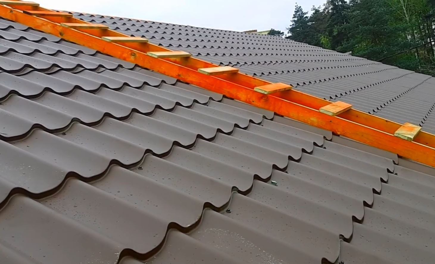 Монтаж металлочерепицы СНТ Здоровье