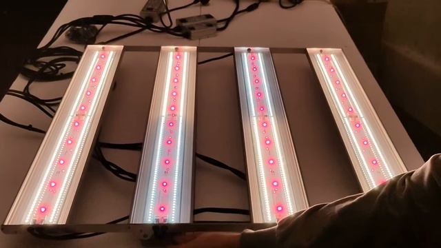 UHE 880-HR смотреть онлайн