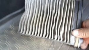 Замена фильтра салона на дастере.