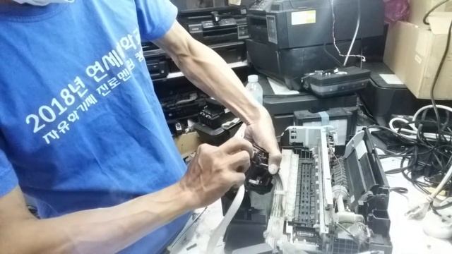 How to fix Epson L210 broken belt and flat cable solve 100% смотреть онлайн