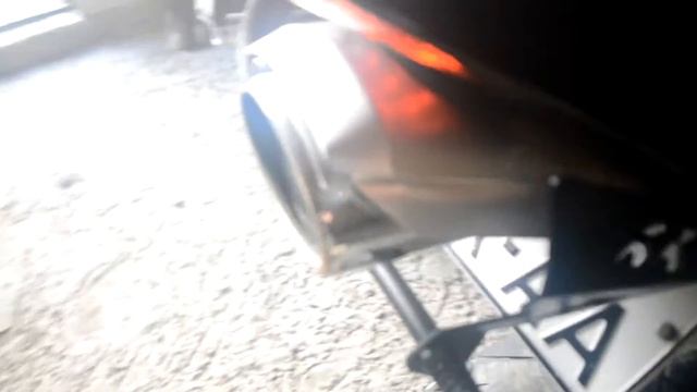 Honda CBR 600 RR 2005 Exhaust sound смотреть онлайн