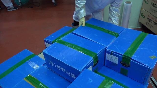 엄청납니다! 거대 햄버거 공장의 압도적 대량생산 현장! 햄버거 만드는 과정 Mass production! Hamburger making process смотреть онлайн