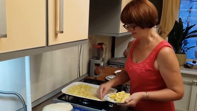 Как приготовить домашний пирог с черникой и яблоками смотреть онлайн