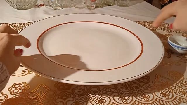 #фарфор#винтаж#дулево Посуда даром. Тарелки с ручной росписью и небольшой сет. смотреть онлайн