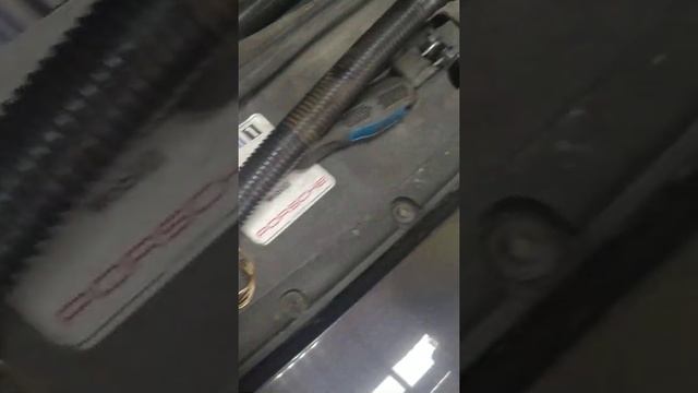 Порше Кайен,замена мембраны клапан рециркуляции отработавших газов смотреть онлайн