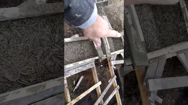 Дом из арболита, дошёл до потолка... смотреть онлайн