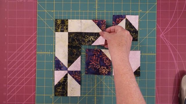 Disappearing Hourglass: Ring Around the Rosie. Disappearing Quilts Tutorial #2 смотреть онлайн