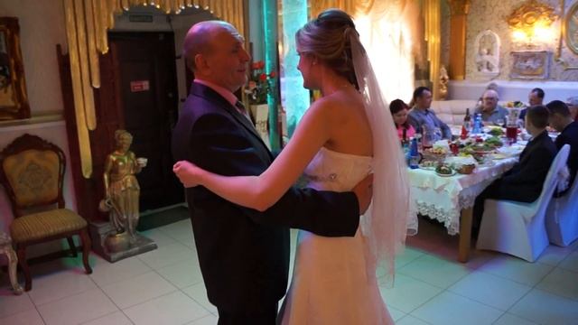 Самый трогательный момент - свадебный танец папы и дочери! 7 мая 2016г. смотреть онлайн