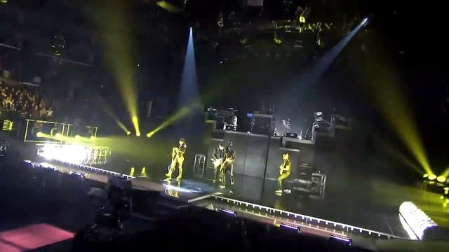 Fergie and Slash - Sweet Child O Mine Live смотреть онлайн