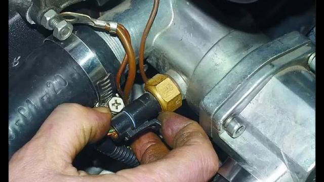 Самая проблемная деталь в инжекторе.Из за нее не заводится чаще всего! смотреть онлайн