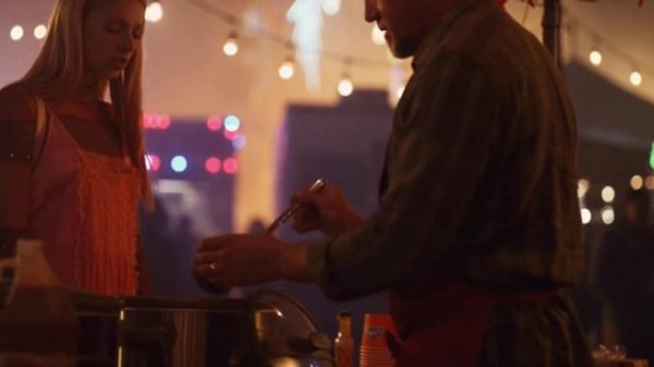 Euphoria 1x04 - Jules goes up to Nate’s dad