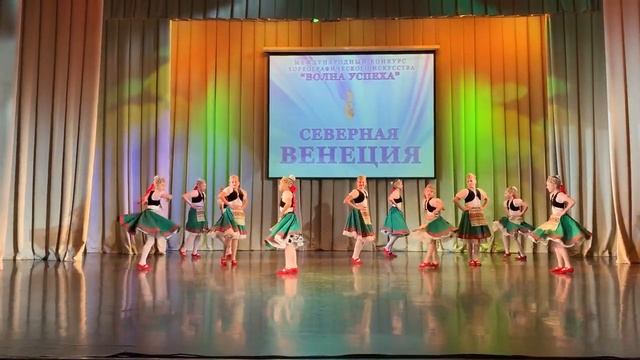 Хореографический коллектив "Ласточки". "Чардаш" смотреть онлайн