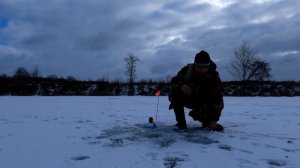 ГДЕ ЛОВИТЬ ЩУКУ В ГЛУХОЗИМЬЯ. Клюёт всегда. Активность щуки где искать зимой.