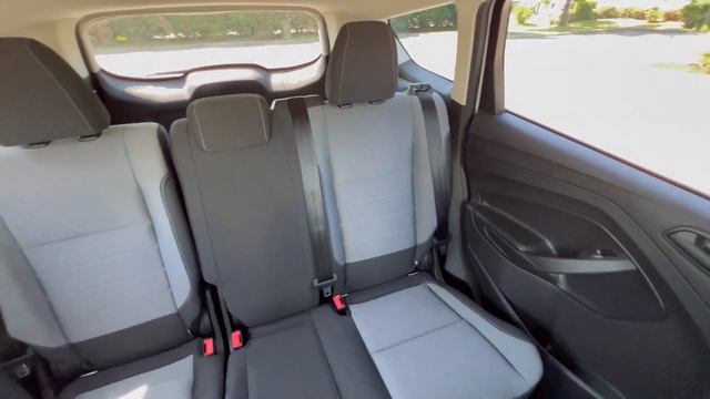 2019 Ford Escape S, Stock# P8987 | Mainland Ford смотреть онлайн