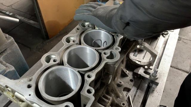 Запчасти в работе: гильзовка блока двигателя 1.4л бензин G4FA от Hyundai и Kia смотреть онлайн