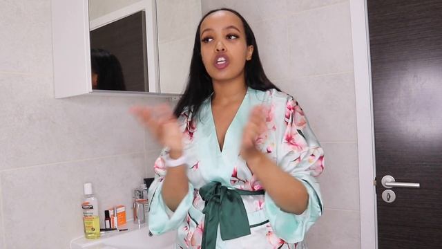 TOP BEAUTY PRODUCTS + HOW I KEEP MY BODY GLOWY & RELAXING BATH TIME ROUTINE! смотреть онлайн