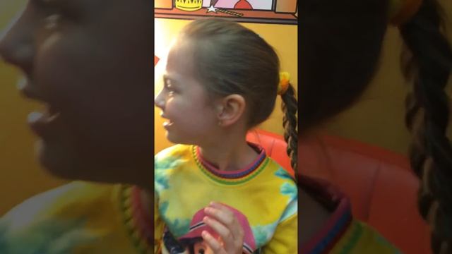 Прокалывание ушей система ТК Виолент детская парикмахерская Весёлая расчёска Спб Нелли шоу смотреть онлайн